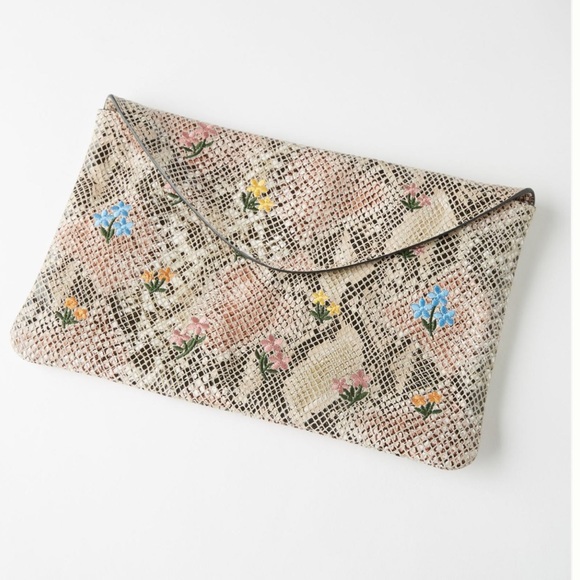 ANTHROPOLOGIE ~ Embroidered Snake-Printed Clutch - Picture 1 of 4